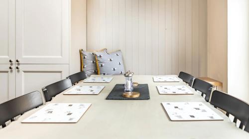 Chipping Campden Maison | Grooms Lodge, Chipping Campden - Taswell Retreats