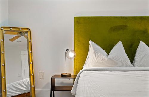 Bouldin Maison | Groovy SoCo Stay, Walk to Shops, Eats & Bars