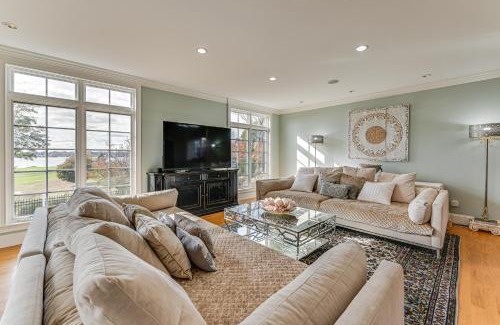 Groton Maison | Groton Home Less Than 1 Mi to Beach on Long Island Sound!