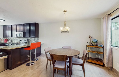 Security Acres Copropriété | Ground floor condo w/private patio & direct access to shared pool, dog-friendly