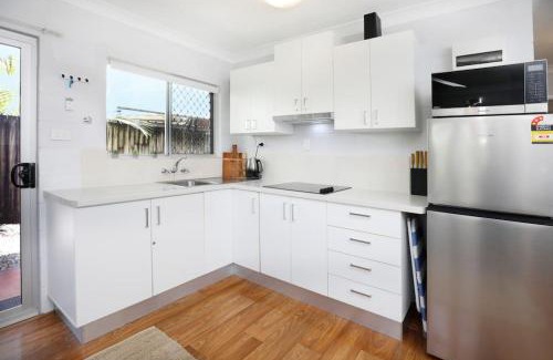 Cairns North Appartement | Ground Floor Easy Unit Close to City 4