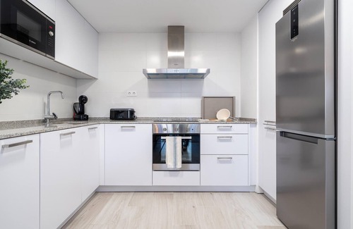Roques Daurades Appartement | Rez-de-jardin avec jardin privatif à 1min plage