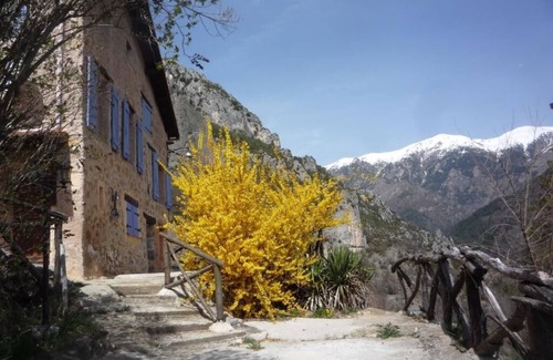 Roquebilliere Appartement | Rez de chaussé de maison avec vue exceptionnelle sur les sommets du Mercantour