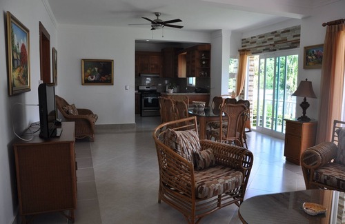La Esplanada Copropriété | Condo de luxe au rez-de-chaussée au coeur de Sosua, idéal pour les retraités!