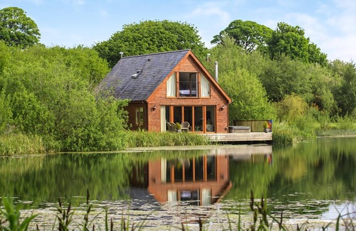 Menai Bridge Chalet De Ski | 2 chambres à coucher à Anglesey