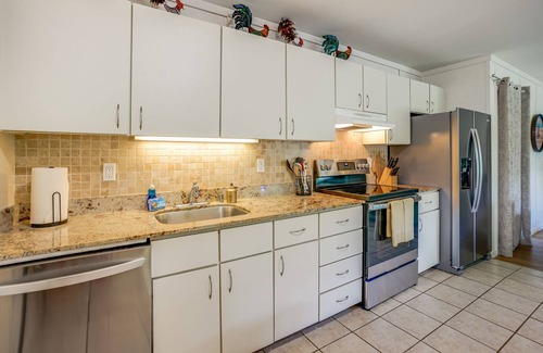 Queen Emmas Bluffs Copropriété | Ground Level Condo Near the Pool!