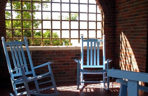 Canton Maison | Ground Zero in Canton's historic district, beautifully renovated 2brm, 2bth home