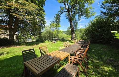 Lavoine Maison | Domaine de groupe près de Lyon pour 34 personnes