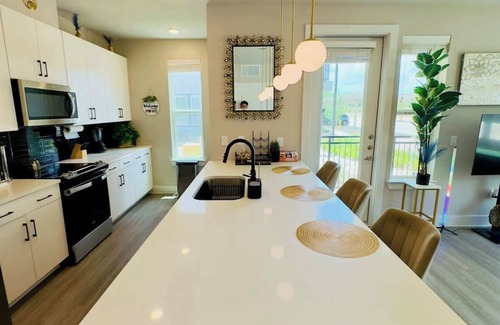 McNeil Appartement | Group Ready ATX Gateway | Pool & Gym| Near Domain