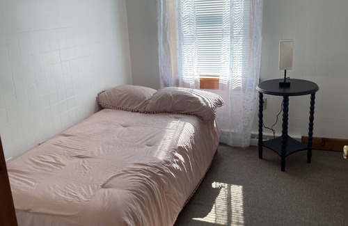 Williamsport Appartement | Group stay in Wmspt - Close PSU, Lycoming College, Lock Haven, Hiking/Biking!