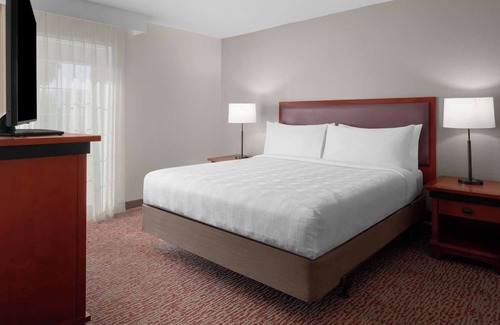 Snail Hôtel | Groups Best Choice: 4 Homey Suites w/ Kitchen and Living Area - BBQ, DVD Library