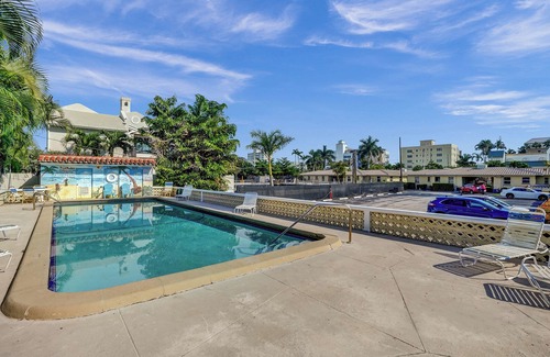 Delray Beach Copropriété | 4 juillet Special 1 Blk to Ocean Delray Beach 1/1 Wifi gratuit, Parc, Piscine Réservez!