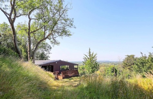 Webbington Maison | Grove Lodge, Contemporary Cabin in Mendip Hills