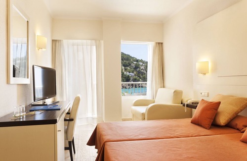 Cala Sant Vicente Hôtel | Grupotel Imperio Playa