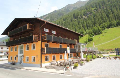 Sankt Leonhard im Pitztal Maison | Gruppotel Alte Post
