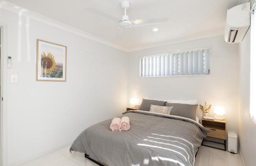 Rocklea Appartement | GST Credits! AC! Shops! Parking! Espresso! 535F1