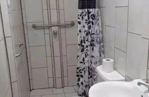 Punta Leona Cabine | Guacalillo Cabin with Pool