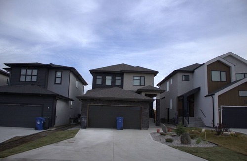 Fort Gary Maison | Guest Basement suite in Winnipeg