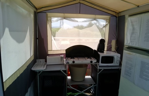 Gaianes Maison | guest caravan with pool