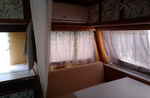 Gaianes Maison | guest caravan with pool