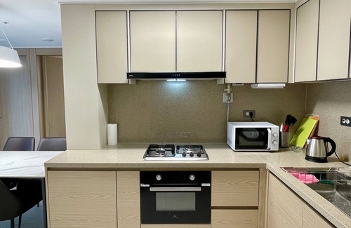 Downtown Appartement | [Guest Favorite] Premium Modern 3-bedroom apartment by Jeju Airport