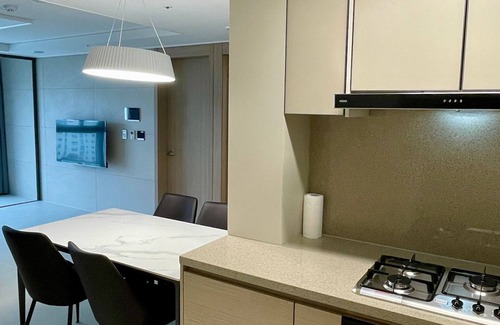 Downtown Appartement | [Guest Favorite] Premium Modern 3-bedroom apartment by Jeju Airport