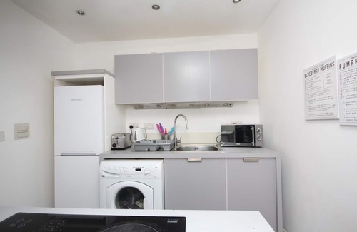 Theatreland Birmingham Appartement | Guest Homes | Southside Apartment