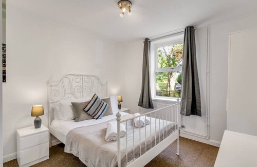 Norwich Maison | Guest Homes | The Lodge
