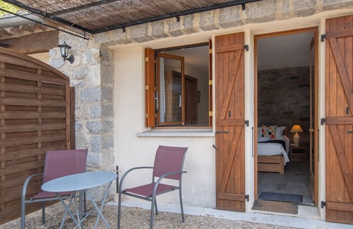 Saint Alban Auriolles Appartement | Guest House 'La Peireta'