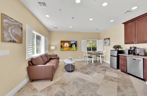 Spring Valley Maison | Guest House #A Poolside Oasis King Bed, BBQ, Basketball, Pool & Spa