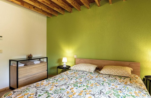 Moye Maison | Maison d'hôtes 'Chambre Verte' avec vue sur les montagnes, terrasse privée et jardin partagé