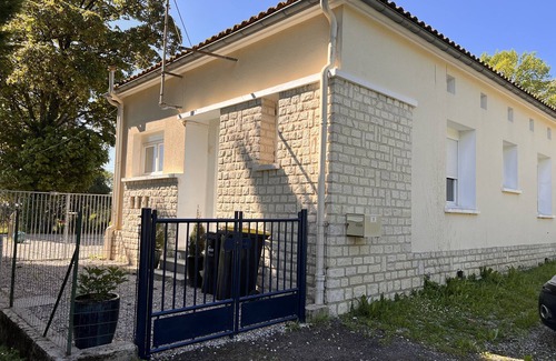 Charente Maison | Guest House 'Charente Villa Entire Property' with Countryside Views, Private Terrace and Wi-Fi