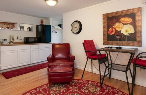Watkins Glen Maison | Guest House in the heart of Watkins Glen · Guest House in the heart of Watkins Glen!