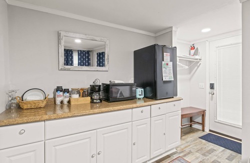 Watkins Glen Appartement | Guest House in the heart of Watkins Glen!