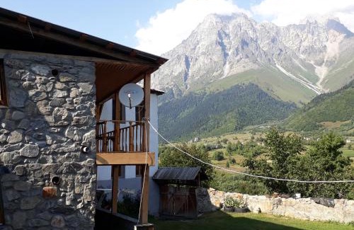 Mazeri Maison | Guest House Murkvam
