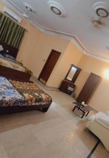 Gulshan-e-Iqbal Maison | Guest House Near Expo Center karachi