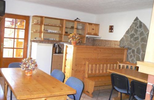 Lesnica Maison | Guest House Pieninka