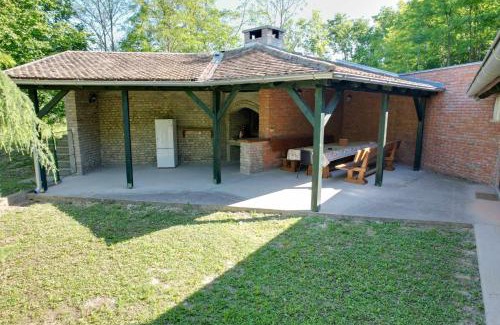 Batina Maison | Guest House SANIV
