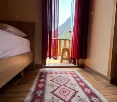 Theth Maison | Guest House Shtëpiza Theth