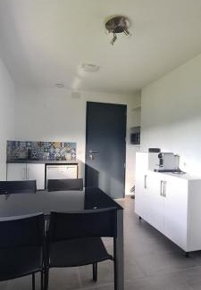 Perrouse Appartement | Guest house, très calme, piscine