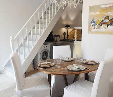 Vignonet Appartement | Guest house with charm, Le figuier
