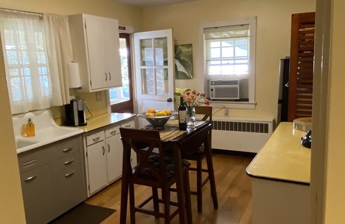 Watkins Glen Appartement | Rose Hill Estate Guest Quarters Apt Vue sur le lac / Parc national / Exploitations vinicoles / Circuit de course /