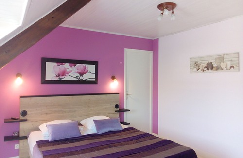 Mahalon Maison | Guest Room 1 with Shared Terrace, Shared Garden and Wi-Fi