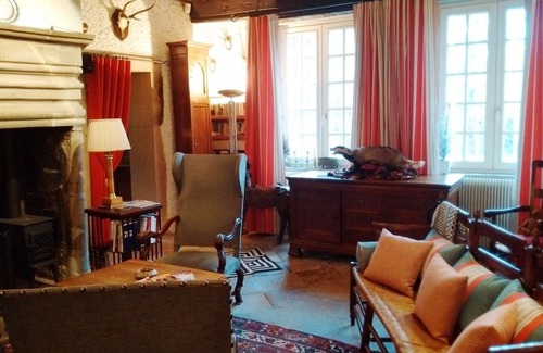 Aydoilles Lit Et Petit-Déjeuner | Chambre d'hôtes avec salle d'eau privée dans un Prieuré historique