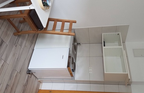 Homburg Appartement | Chambres d'hôtes à proximité du centre et de l'université, au calme en lisière de forêt