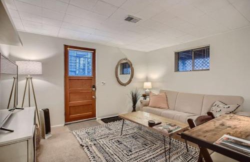 Edgewater Appartement | Guest Suite In West Denver With A Full KItchen