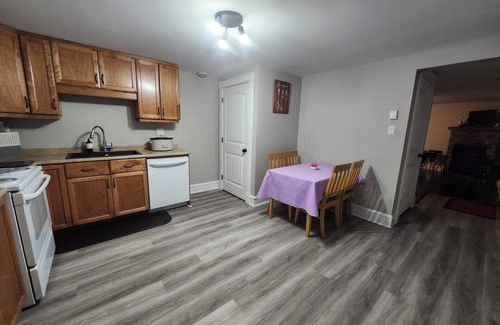 Fredericton Maison | Private Guest Suite—Pool Table, Full Kitchen, Deck