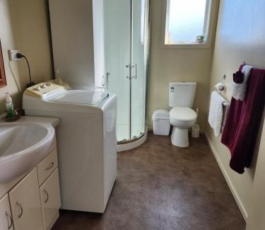 Oamaru Appartement | Guest Suite with private entry own kitchen and bathroom