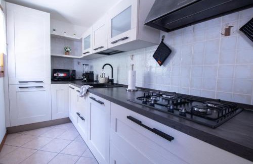 Borgo Roma Villa | GuestHost - Accogliente Villetta con patio esterno