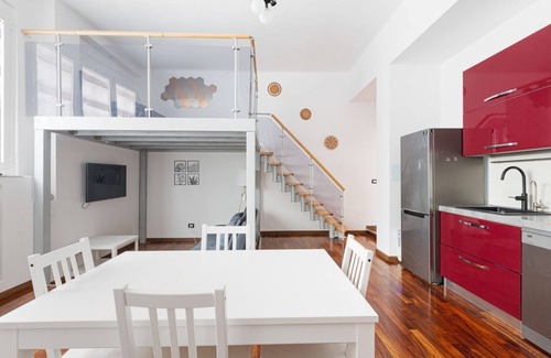 Calvairate Appartement | Cozy Apt within walking distance of Insubria Square!